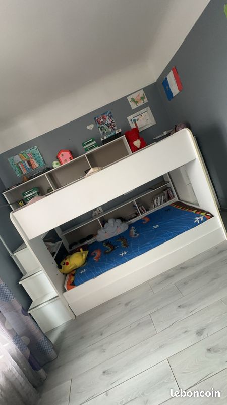 Un lit superposé très bon état (image 1)