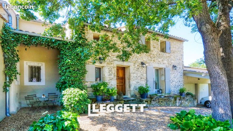 Maison 11 pièces 268 m²