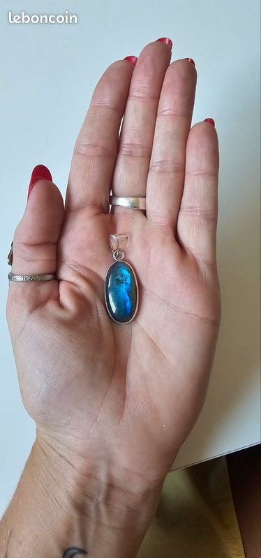 Pendentif en labradorite (image 3)