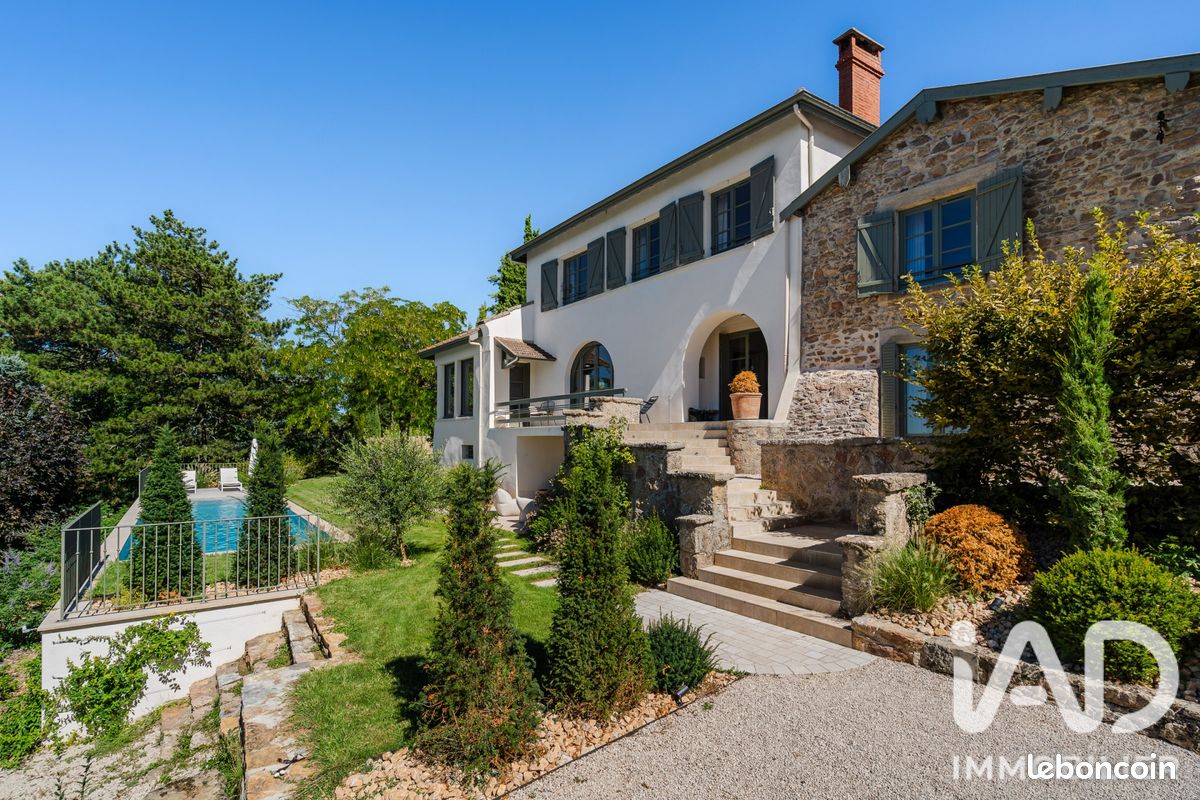 Maison 8 pièces 237 m² · à Limonest · 237 m² · 1 750 000 €