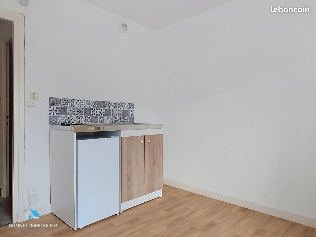 Appartement 1 pièce 15 m² · à Clermont-Ferrand · 15 m² · 390 €/mois