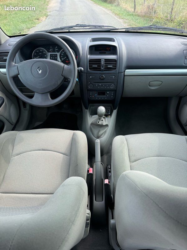Renault Clio 2 1.6 16v 110 cv (image 3)