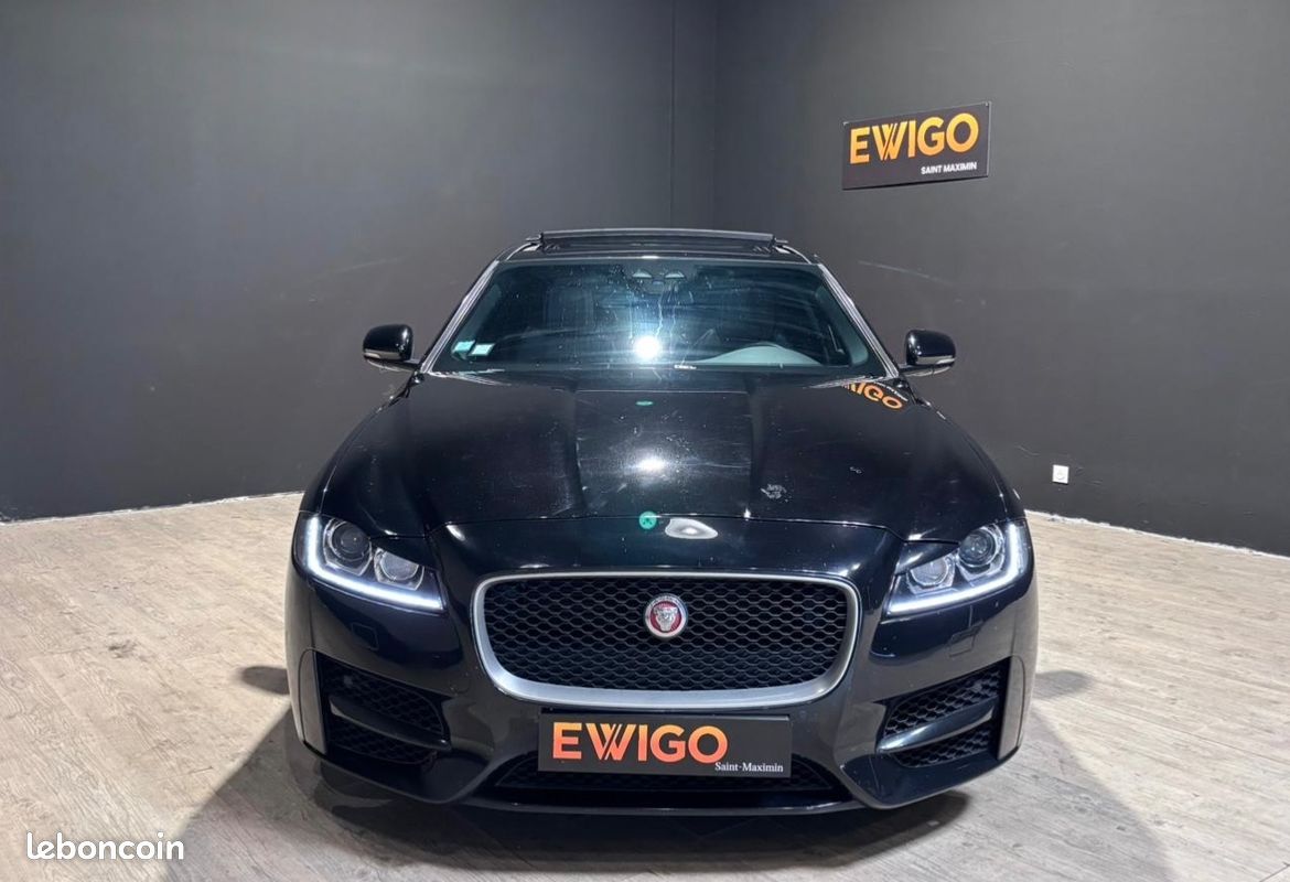 JAGUAR XF 3.0 D 300CH R-SPORT BVA - Entretien Jaguar - Carplay - Caméra de recul (image 10)