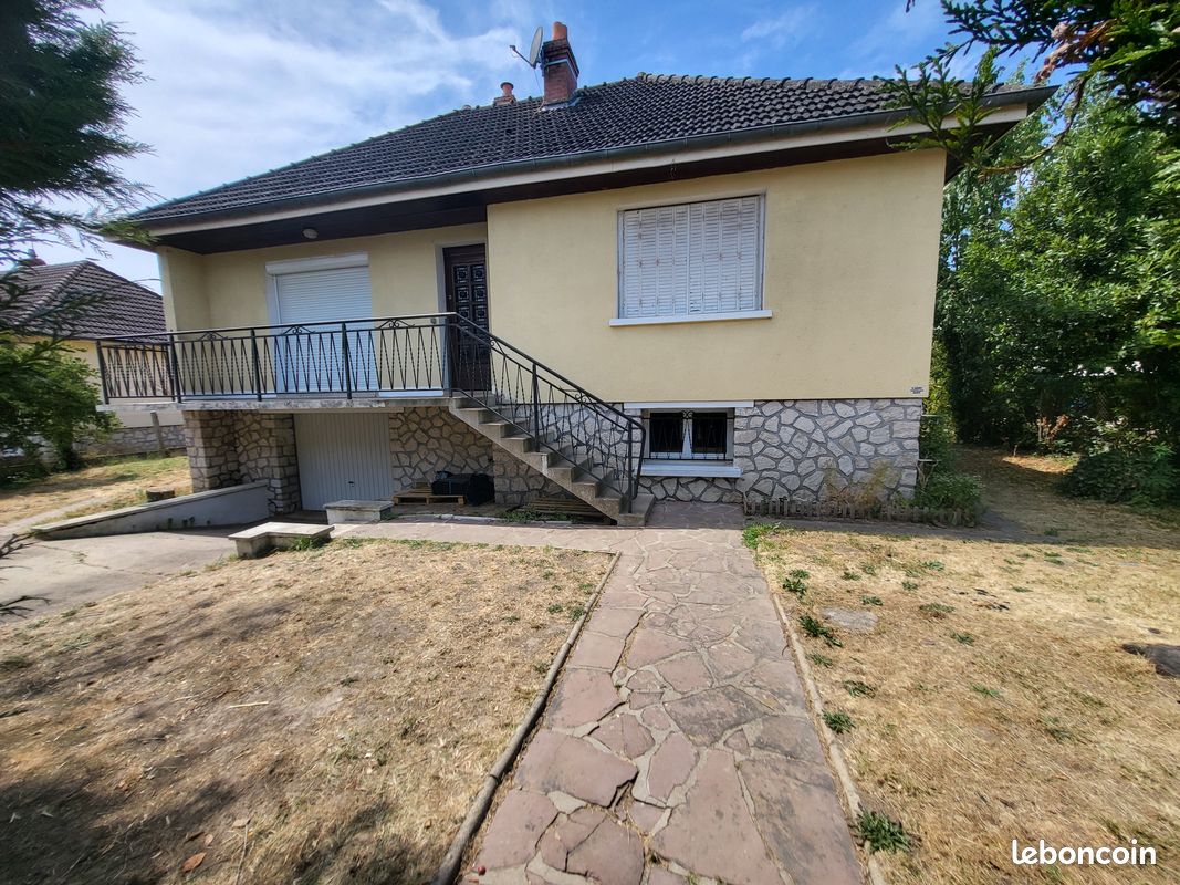 Maison 3 pièces 74 m² · à Gien · 74 m² · 720 €