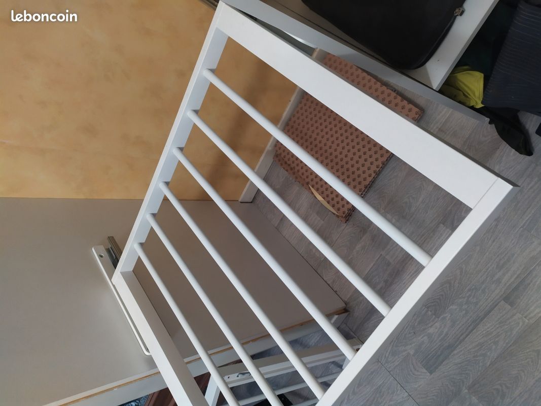 Porte-pantalons bois blanc Ikea (image 2)