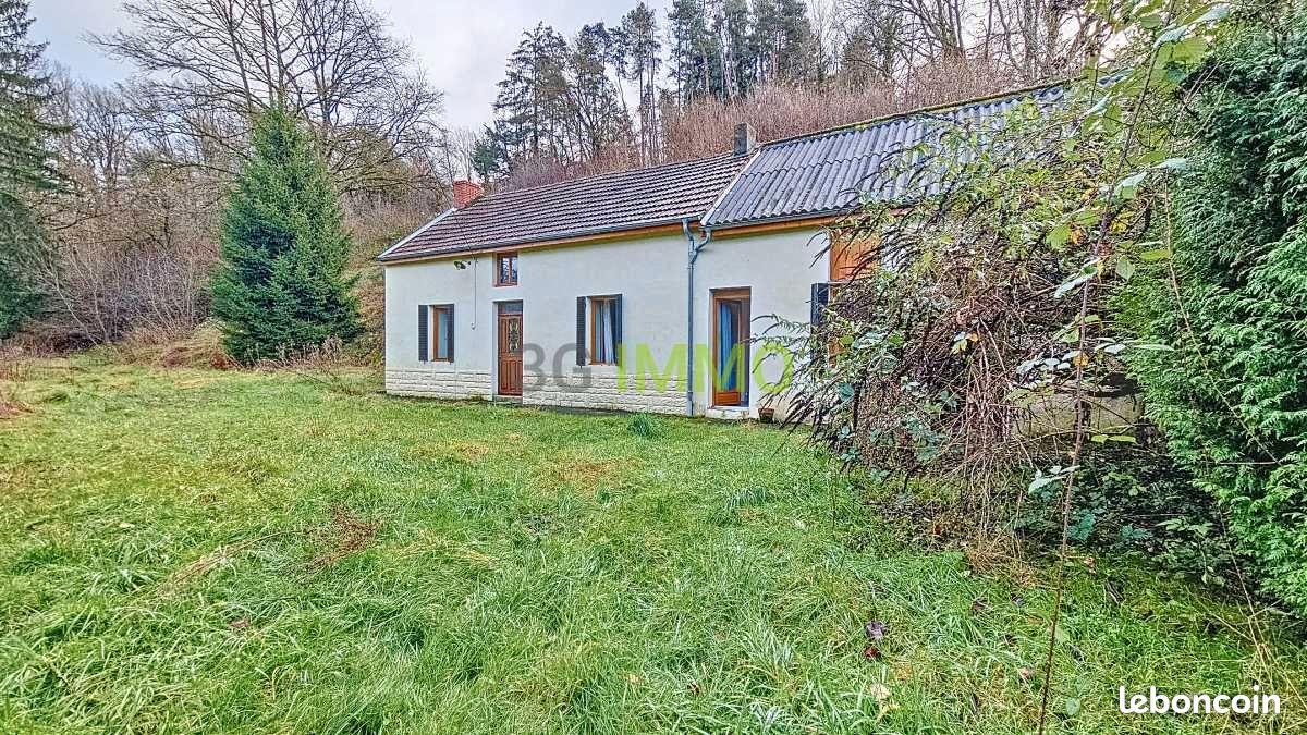 Maison 4 pièces 97 m² · à Saint-Éloy-les-Mines · 97 m² · 45 000 €