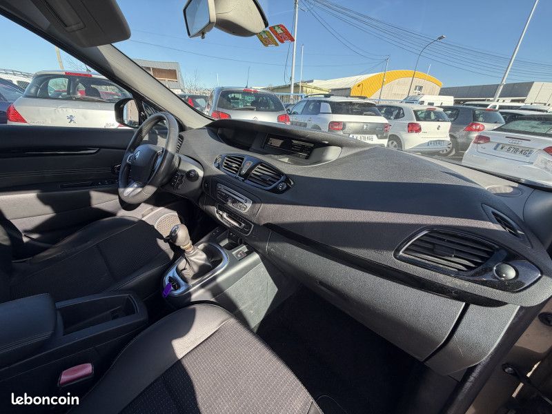 Renault SCENIC III 1.6 DCI 130CH ENERGY EXCEPTION ECO² (image 13)