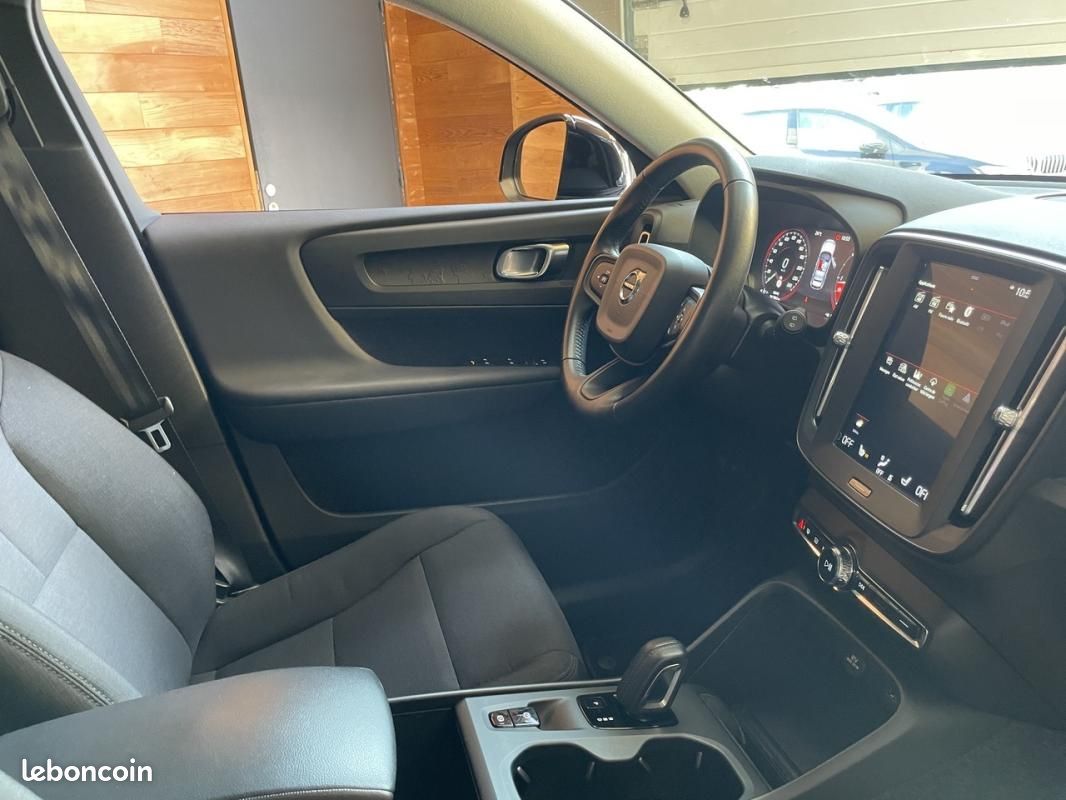Volvo XC40 D3 150CH GEARTRONIC 8 MOMENTUM (image 22)