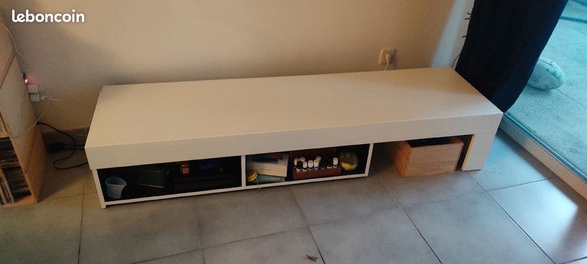 Meuble TV blanc + étagère murale (image 2)
