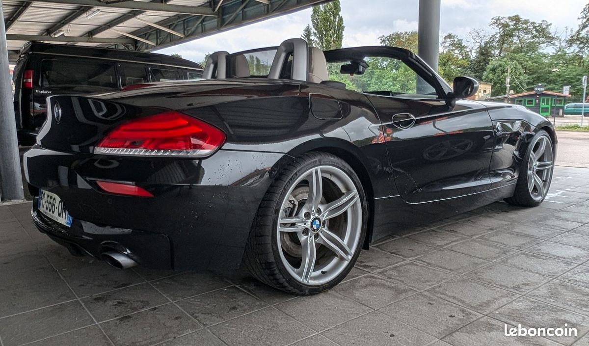 Bmw Z4 ROADSTER (E89) Z4 35IS 340CH PACK M BOITE AUTO / CARNET COMPLET BMW (image 16)