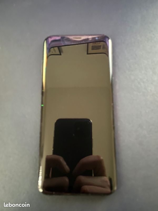 Samsung S8 plus + Coque Spigen + Samsung Gear VR Oculus + Samsung Gear VR Controller (image 2)
