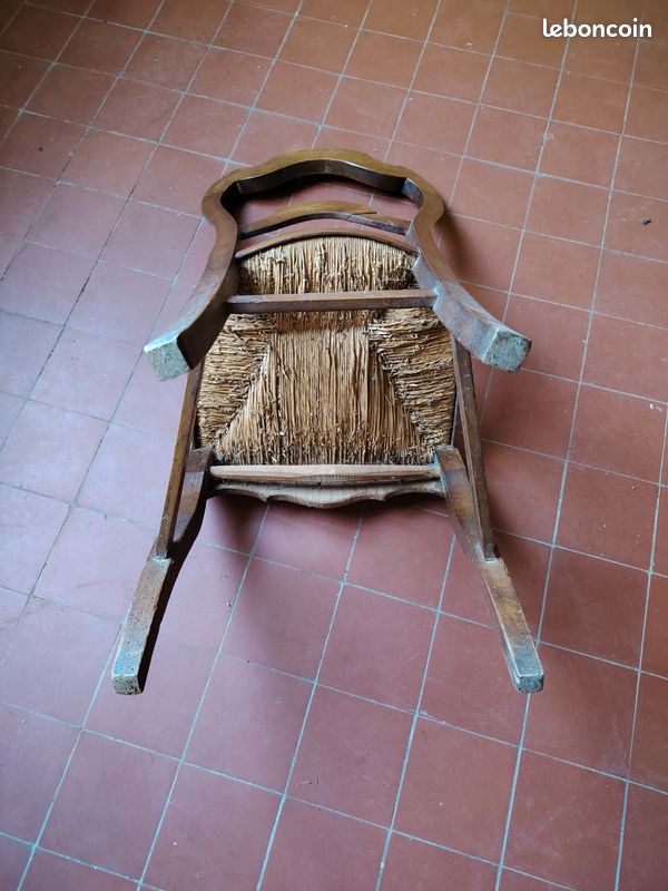 Chaise ancienne (image 5)