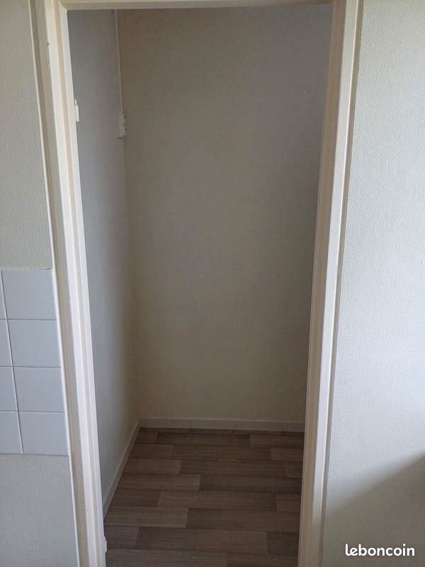 Appartement a louer neuilly-sur-marne - 4 pièce(s) - 87 m2 - Surfyn