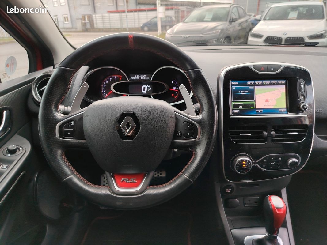 RENAULT CLIO 1.6 TCE 220CH RS TROPHY BVa (image 10)
