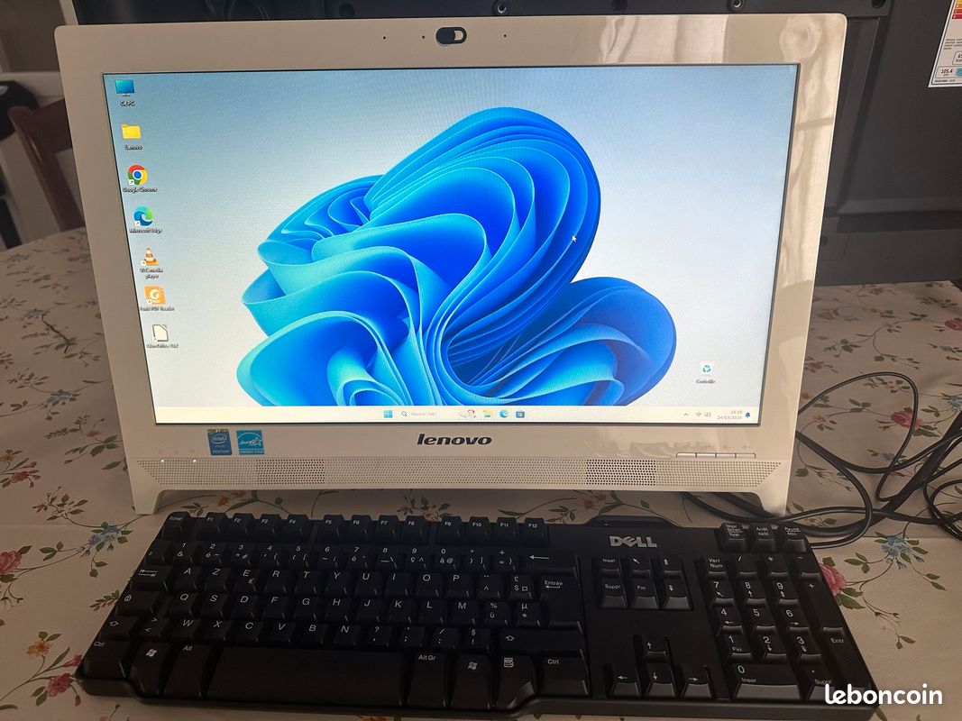Ordinateur Lenovo C260 tout en un (image 1)