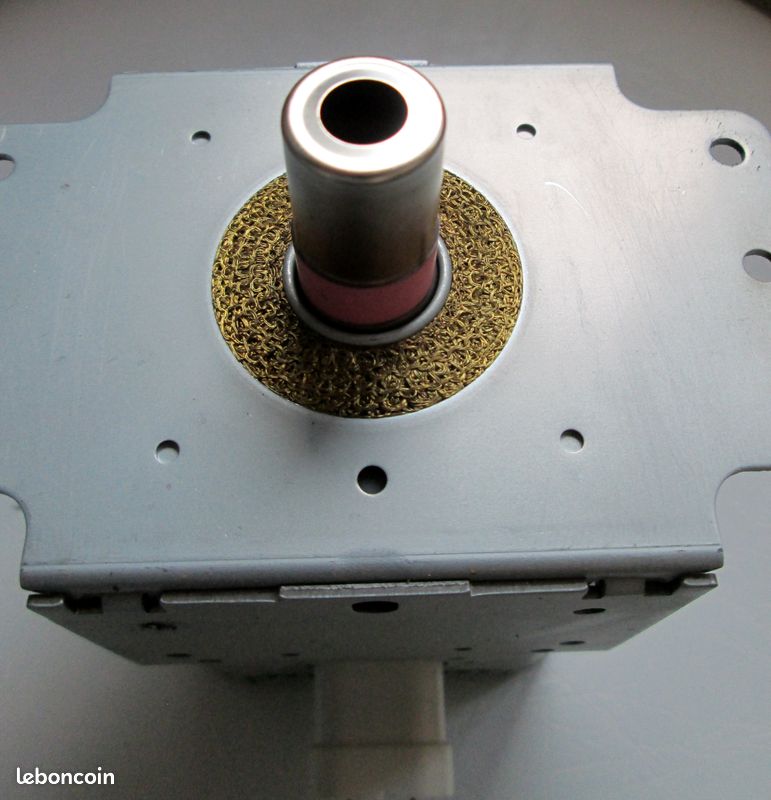 Magnétron de micro onde (image 3)