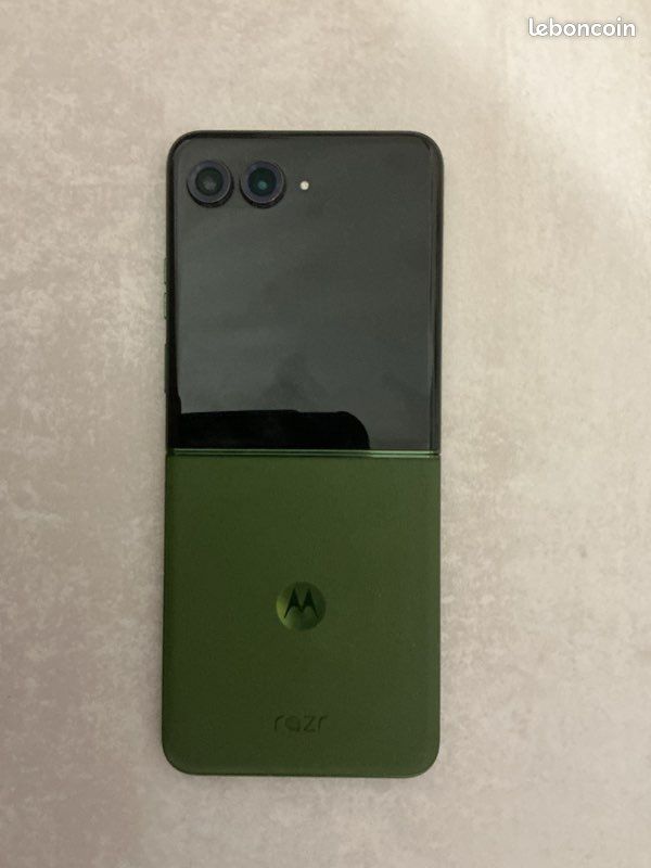 Motorola Razr 50 ultra (image 2)