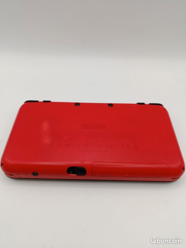 Nintendo 2DS XL Édition Pokéball (image 3)