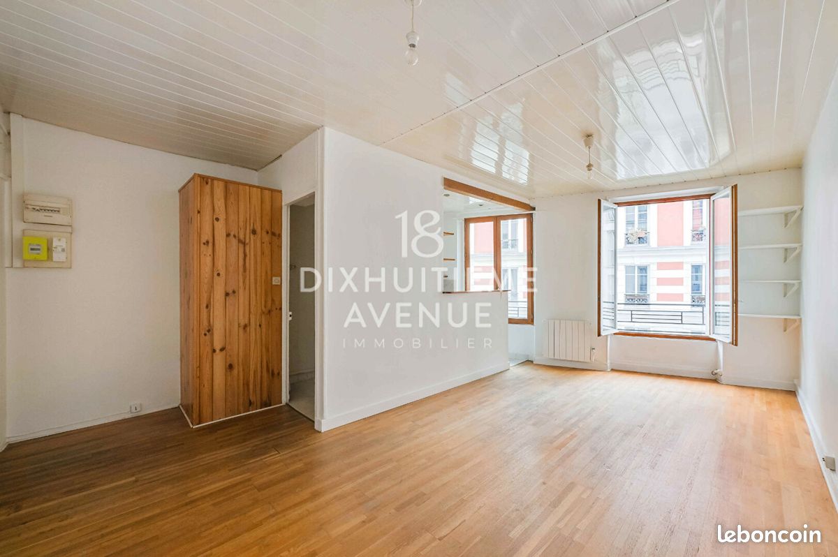Appartement 1 pièce 24 m² · à Paris · 24 m² · 215 000 €