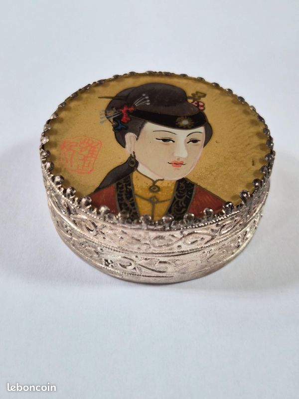 Ancien poudrier pilulier vintage art populaire chinois. Miroir intact (image 1)