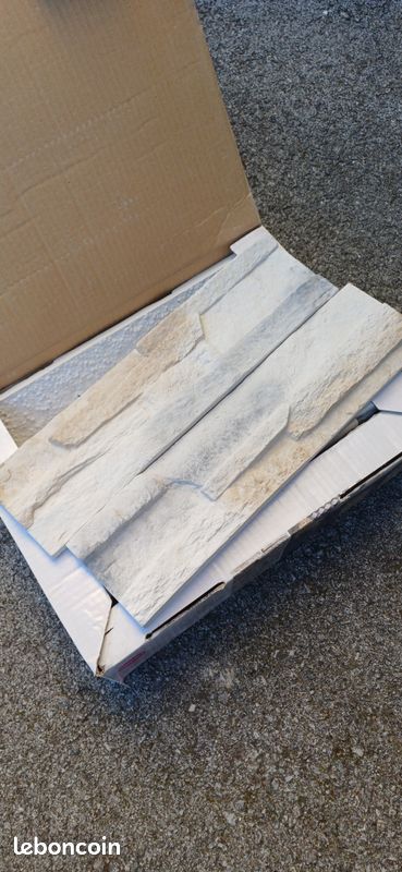 Plaquettes de parement Bosra 1 carton neuf - Bricolage