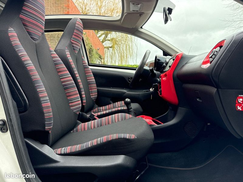 Citroen C1 AIRSCAPE VTI 68 FEEL EDITION 5P * 2015 * 110.000KM * 1ERE MAIN (image 15)