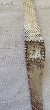 Montre mécanique femme vintage à restaurer ancienne, rétro