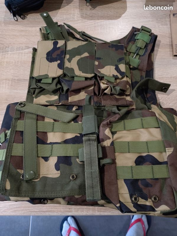 Gilet Tactique CAMO InfantryPro Pour Airsoft - Taille L, Neuf