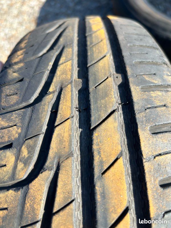 Pneu Uniroyal en 165/65/R15 (image 3)