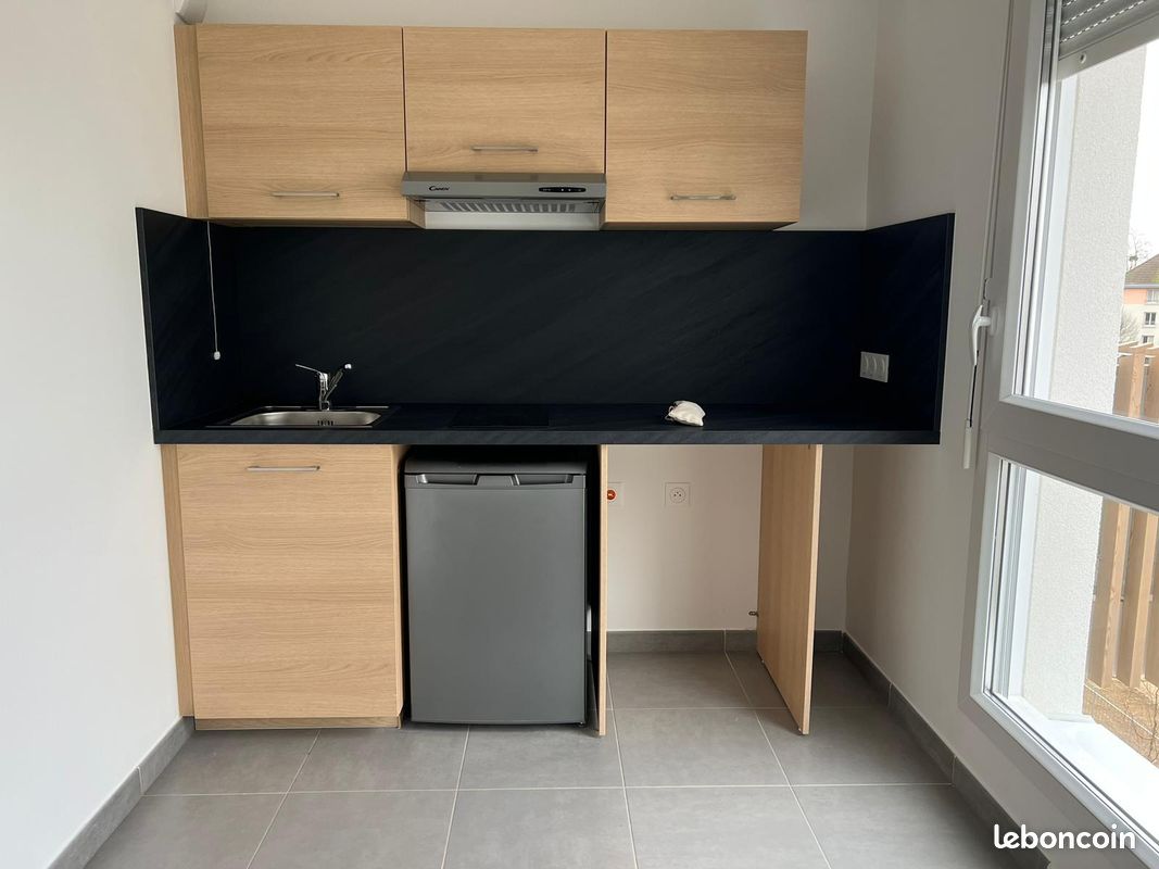 Appartement a louer guyancourt - 1 pièce(s) - 40 m2 - Surfyn