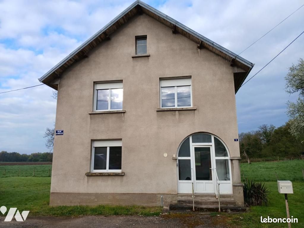 Maison 3 pièces 100 m² · à Longevelle-sur-Doubs · 100 m² · 100 000 €