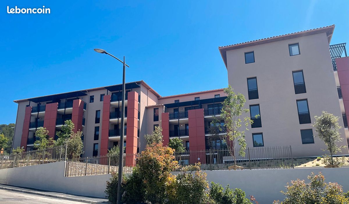 Appartement 4 pièces 76 m² · à Nîmes · 76 m² · 953 €/mois
