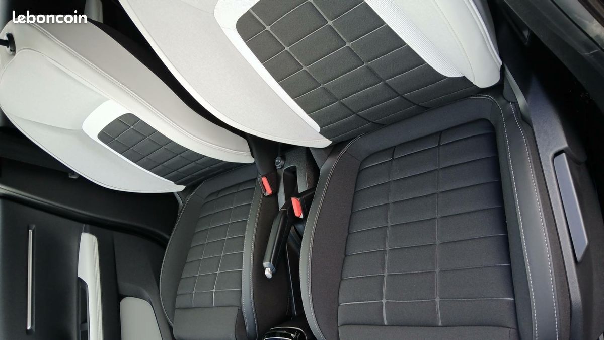 CITROEN C3 Turbo 100 ch Manuelle Max (image 10)