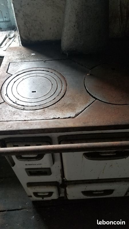 Cuisinière ancienne (image 4)