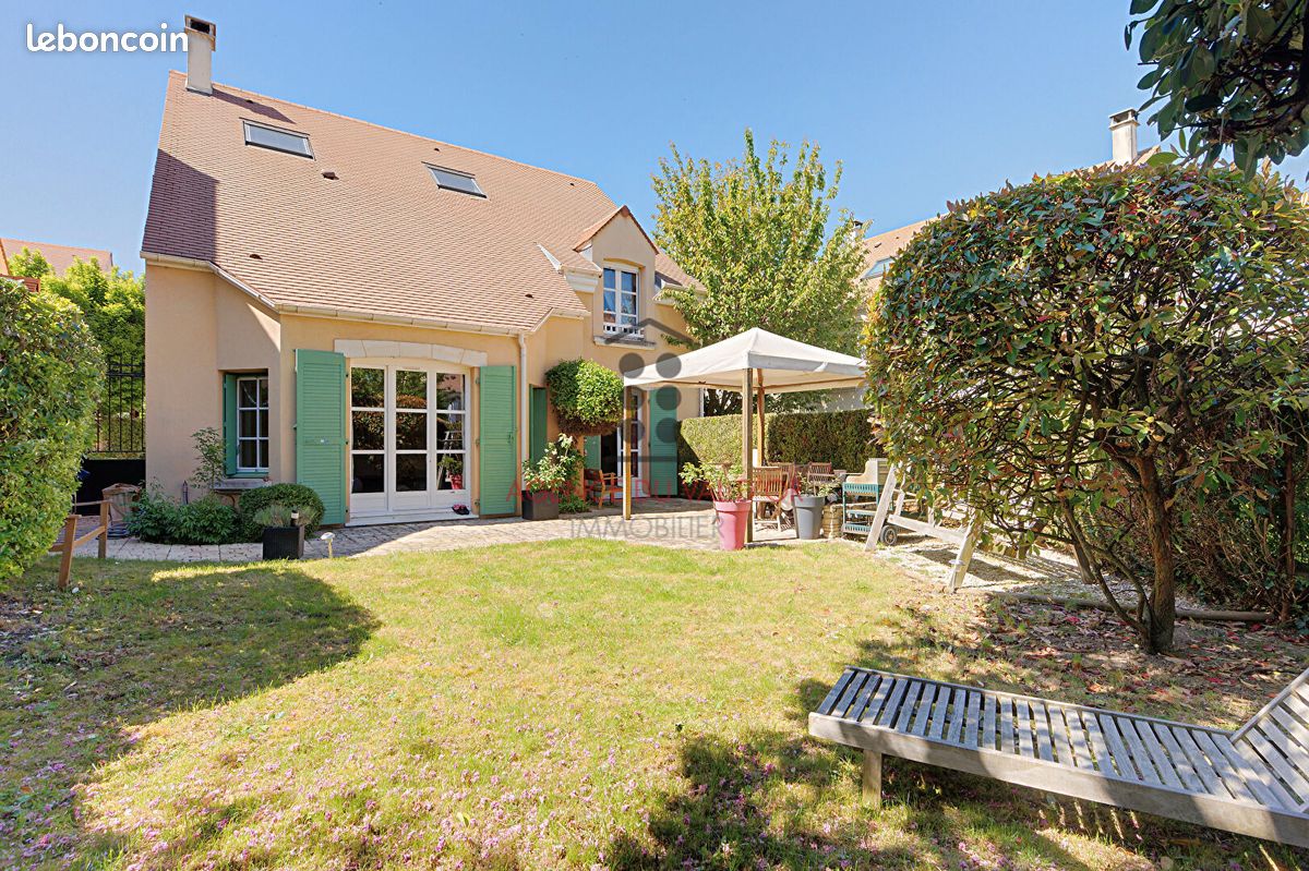 Maison 8 pièces 163 m² · à Rueil-Malmaison · 163 m² · 1 139 000 €