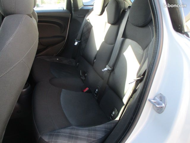 MINI COOPER D 116 ch PACK CHILI BVA - 5 PORTES (image 8)