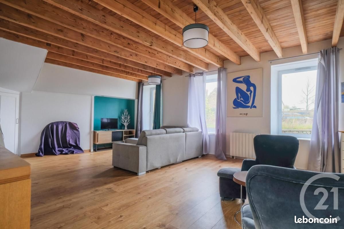 Maison 5 pièces 161 m² · à Fierville-les-Mines · 161 m² · 318 500 €