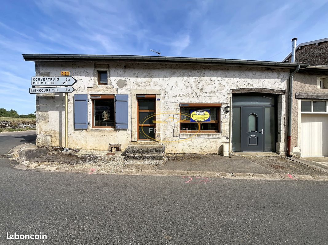 Maison 2 pièces 88 m² · à Hévilliers · 88 m² · 77 000 €