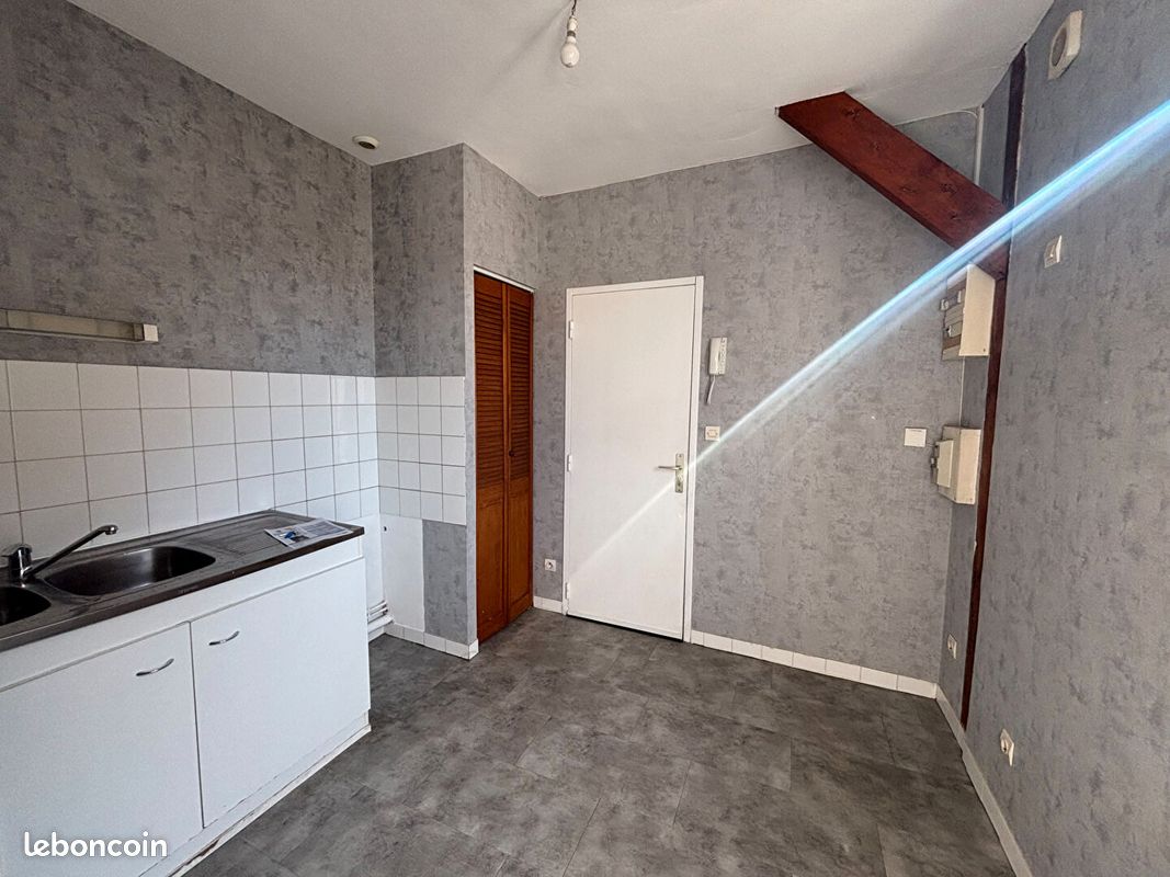 Appartement 2 pièces 34 m² · à Caudebec-lès-Elbeuf · 34 m² · 452 €/mois