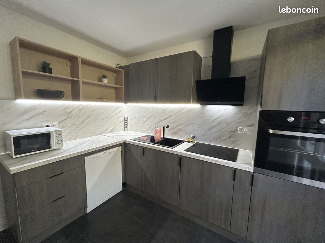 Appartement 4 pièces 81 m² · à Lormont · 81 m² · 890 €/mois