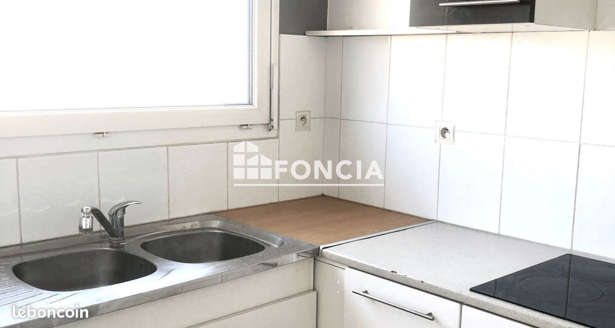 Appartement 2 pièces 44 m² · à Loos · 44 m² · 710 €/mois