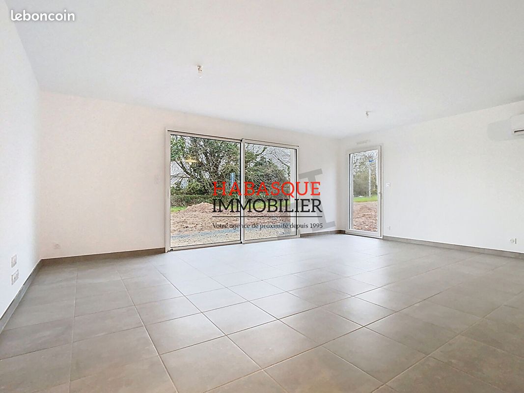 Maison 4 pièces 93 m² · à Plouvorn · 93 m² · 950 €/mois
