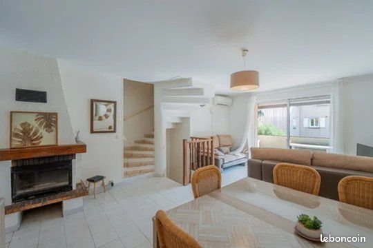 Maison 6 pièces 85 m² · à Fréjus · 85 m² · 275 000 €