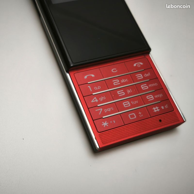 Téléphone Portable LG HB620T Débloqué - Occasion, Noir, 9 Ko Mémoire, Ancien Modèle SFR, Fonctionne