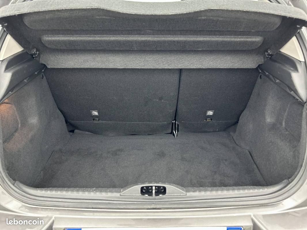 Citroën C3 PureTech 83 ch BVM5 - You (image 6)