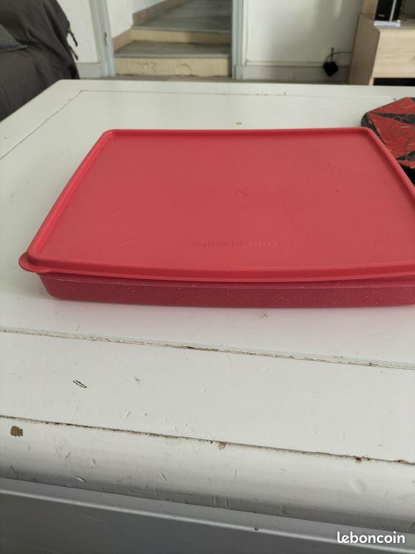 Tupperware (image 1)