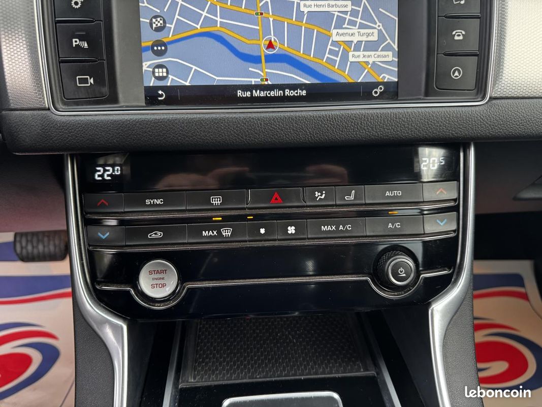 JAGUAR XF 2.0 D - 180 BVA S&S Prestige Gps + Camera AR + Clim (image 30)