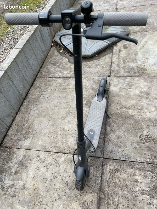 Trottinette électrique Xiaomi (image 3)