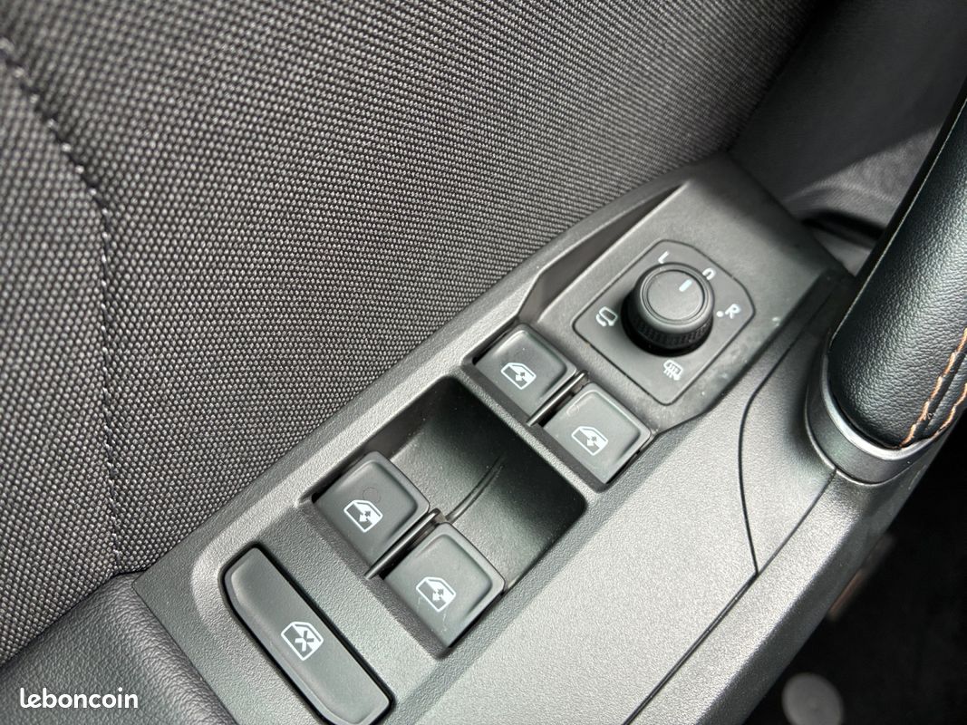 CUPRA Formentor 1.5 eTSI Hybrid 150 ch DSG7 V (image 23)