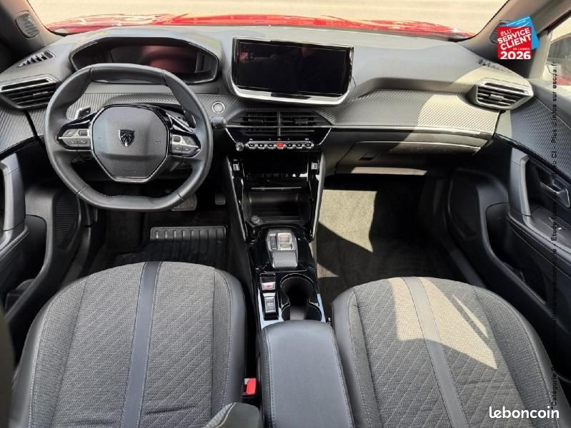 Peugeot 2008 1.2 Hybrid 136ch Allure e-DCS6 (image 17)